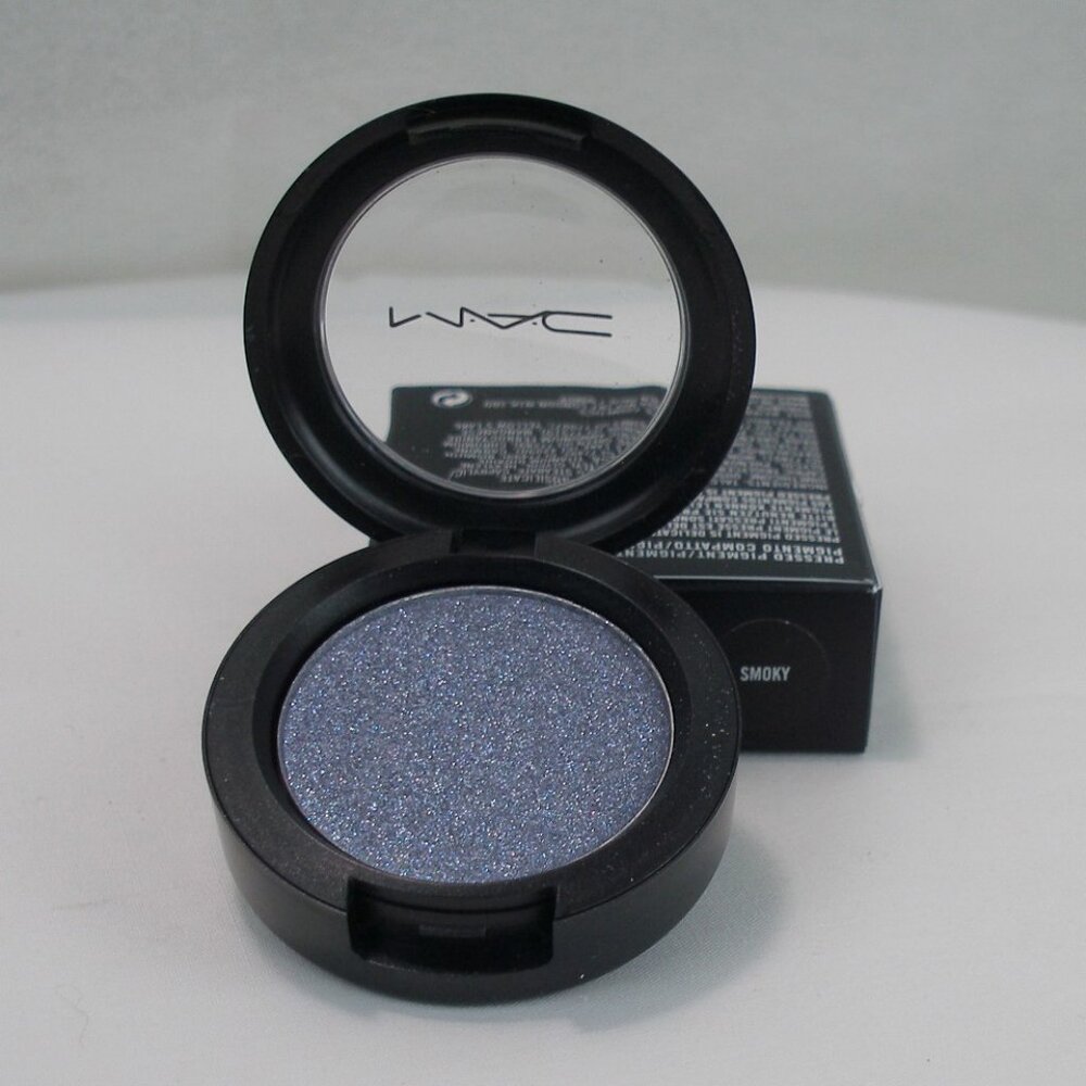 MAC Pressed Pigment Eye Shadow Smoky ( Deep Blue ) Boxed